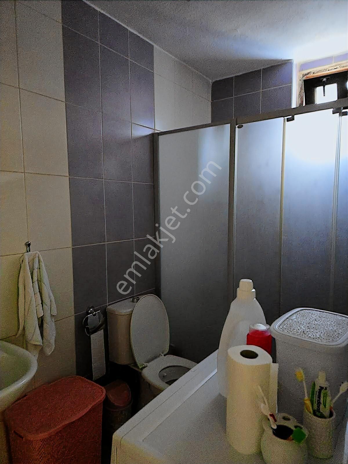 Çiftlikköy Kabaklıda Havuzlu Site İçinde Eşyal Kiralık 4+1 Villa - Görsel 31