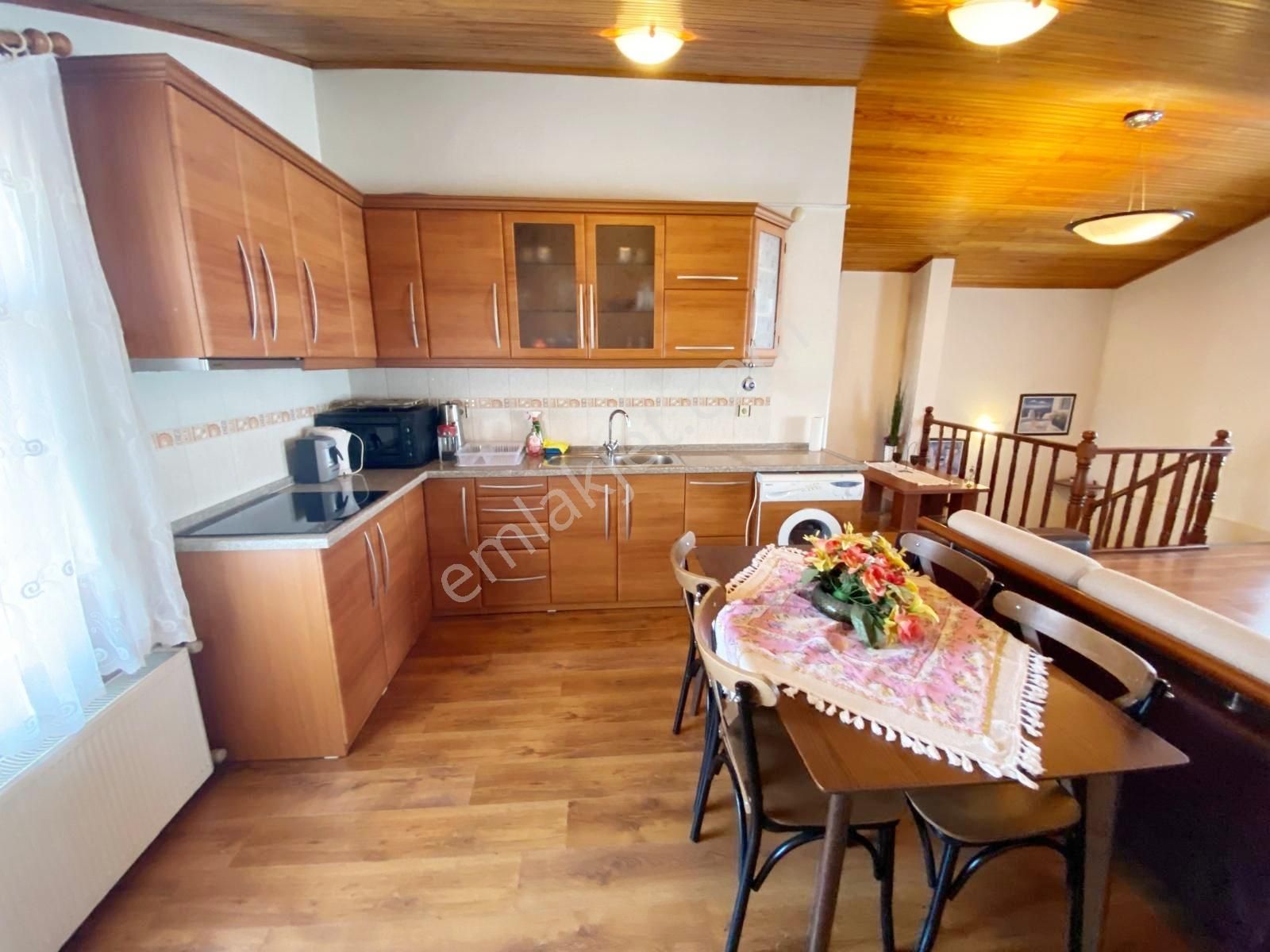 Yalova Özden Mahallesinde 2+1 Lüks Eşyalı Çatı Katı Daire - Görsel 13
