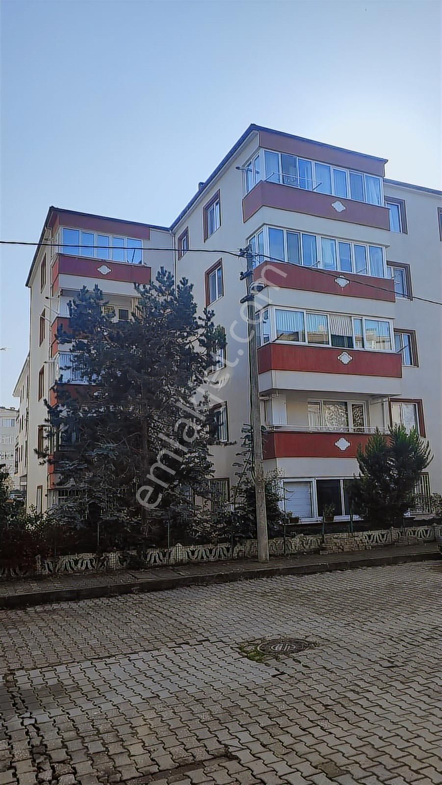 Turyap Çiftlikköy Siteler Mahallesinde Kanal Kent'de 3+1 Daire