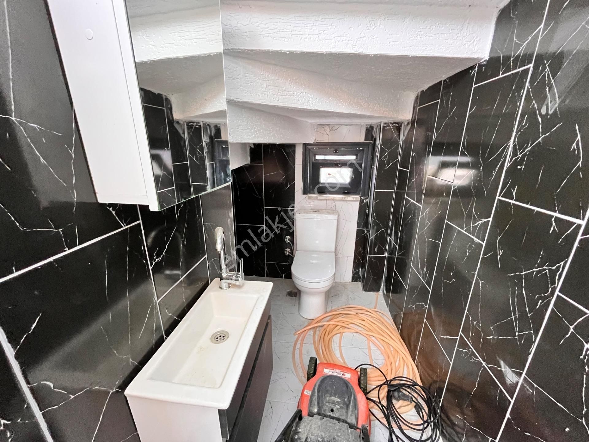 Yeniçiftlikte Satılık Yerden Isıtmalı Villa - Görsel 5