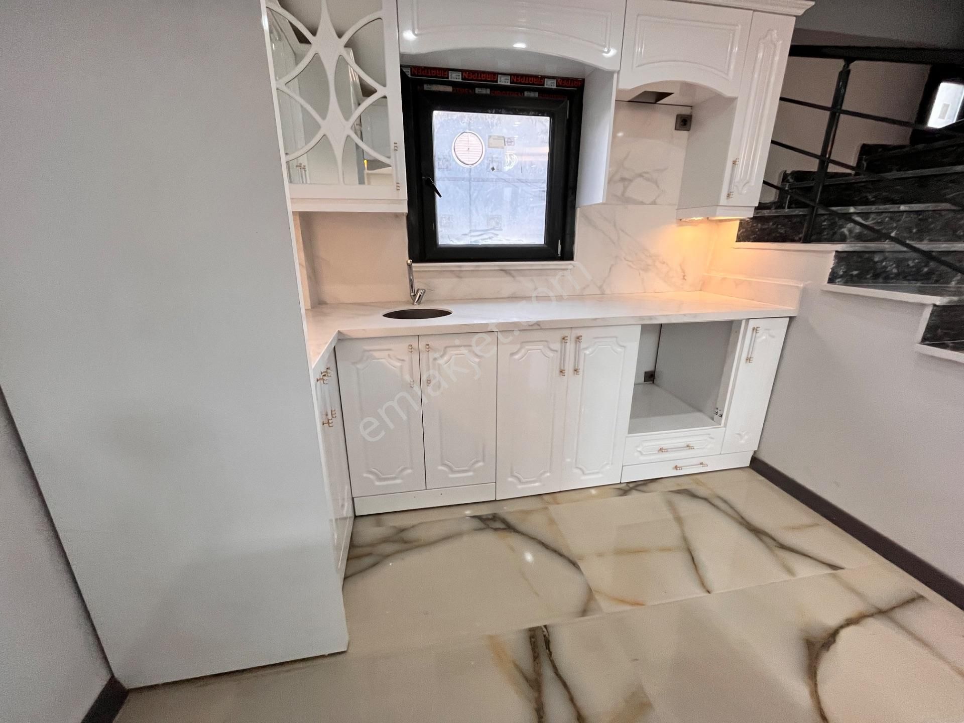 Yeniçiftlikte Satılık Yerden Isıtmalı Villa - Görsel 7