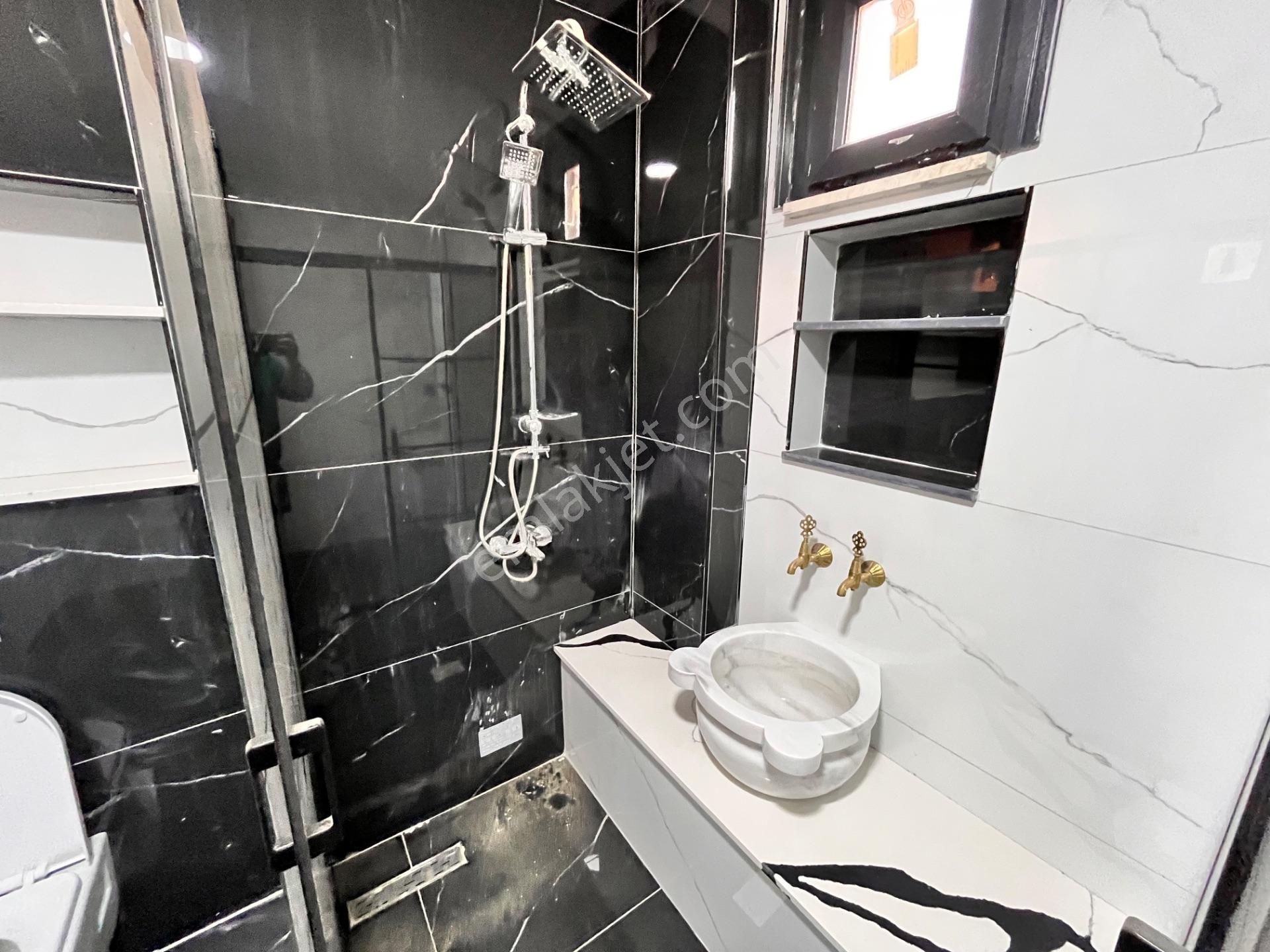 Yeniçiftlikte Satılık Yerden Isıtmalı Villa - Görsel 26