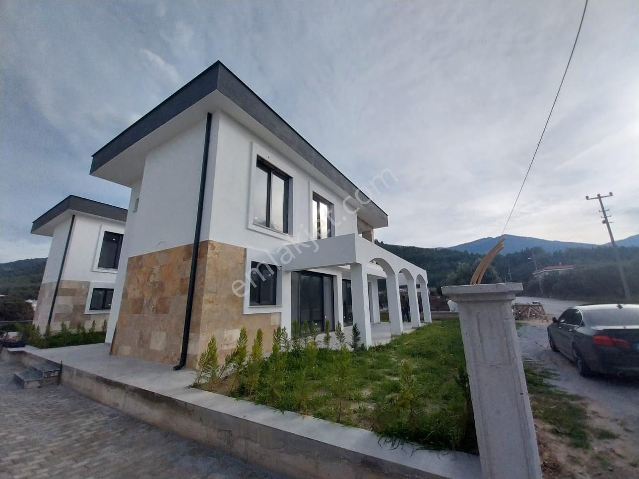 Güzelçamlı'da Müstakil 3+1 Sıfır Satılık Villa - Görsel 26