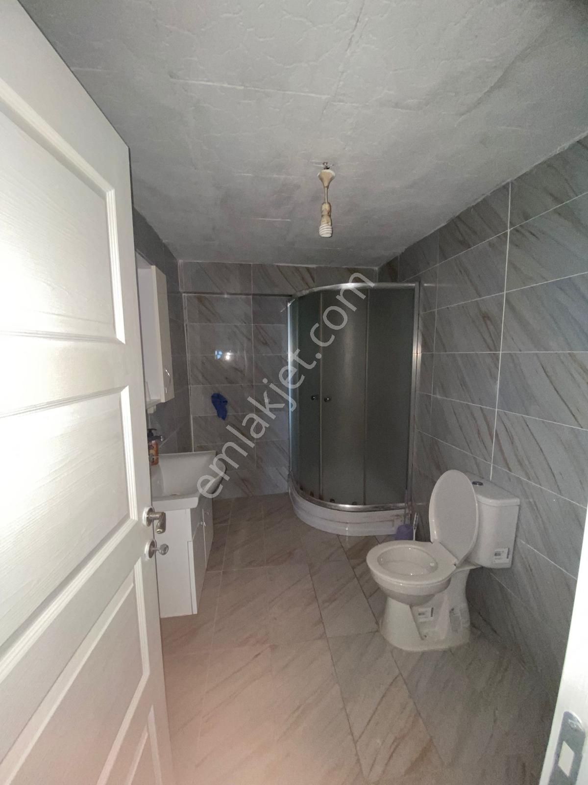 Turyaptan Bahçelievlerde 3+1 Kiralık Daire - Görsel 4
