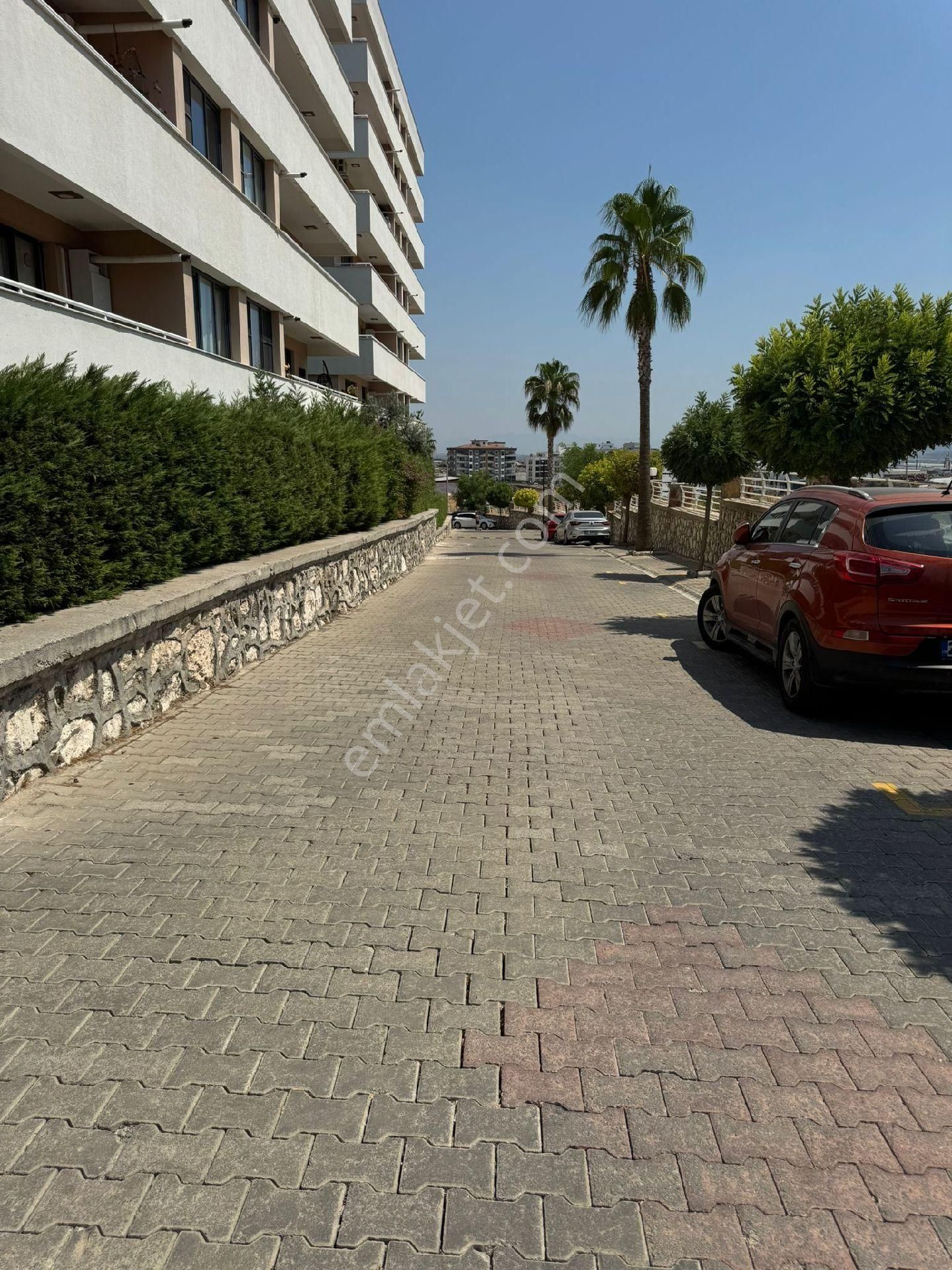 İnönü Mahallesinde Satilik Site İçi Ara Kat3+1 Daire - Görsel 2