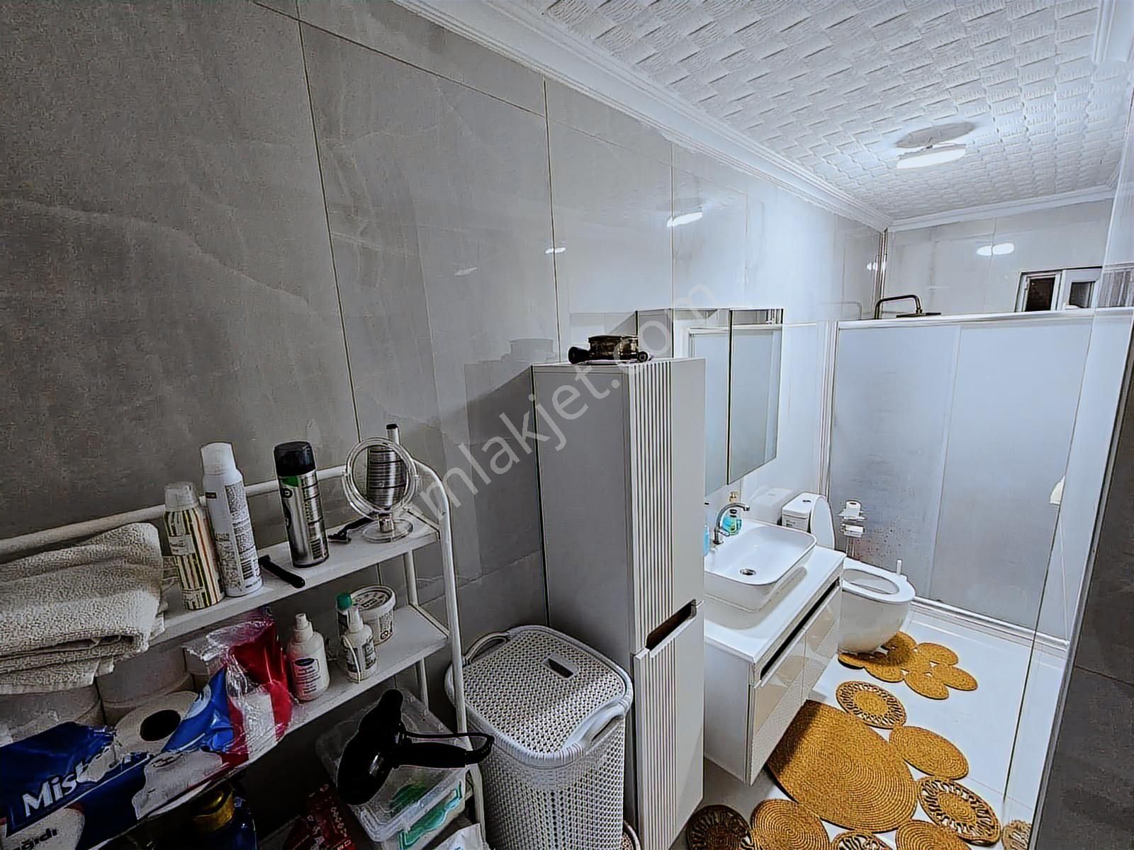 İki Caddenin Kesiştiği Muhteşem Konum Ve Manzaralı Fuul Yapılı.. - Görsel 18