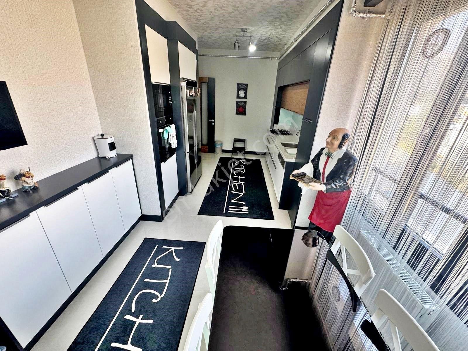 Relax'tan Şehir Hast Yakını Manzaralı 4+1 Lüx Kçmaz Site Dairesi - Görsel 9
