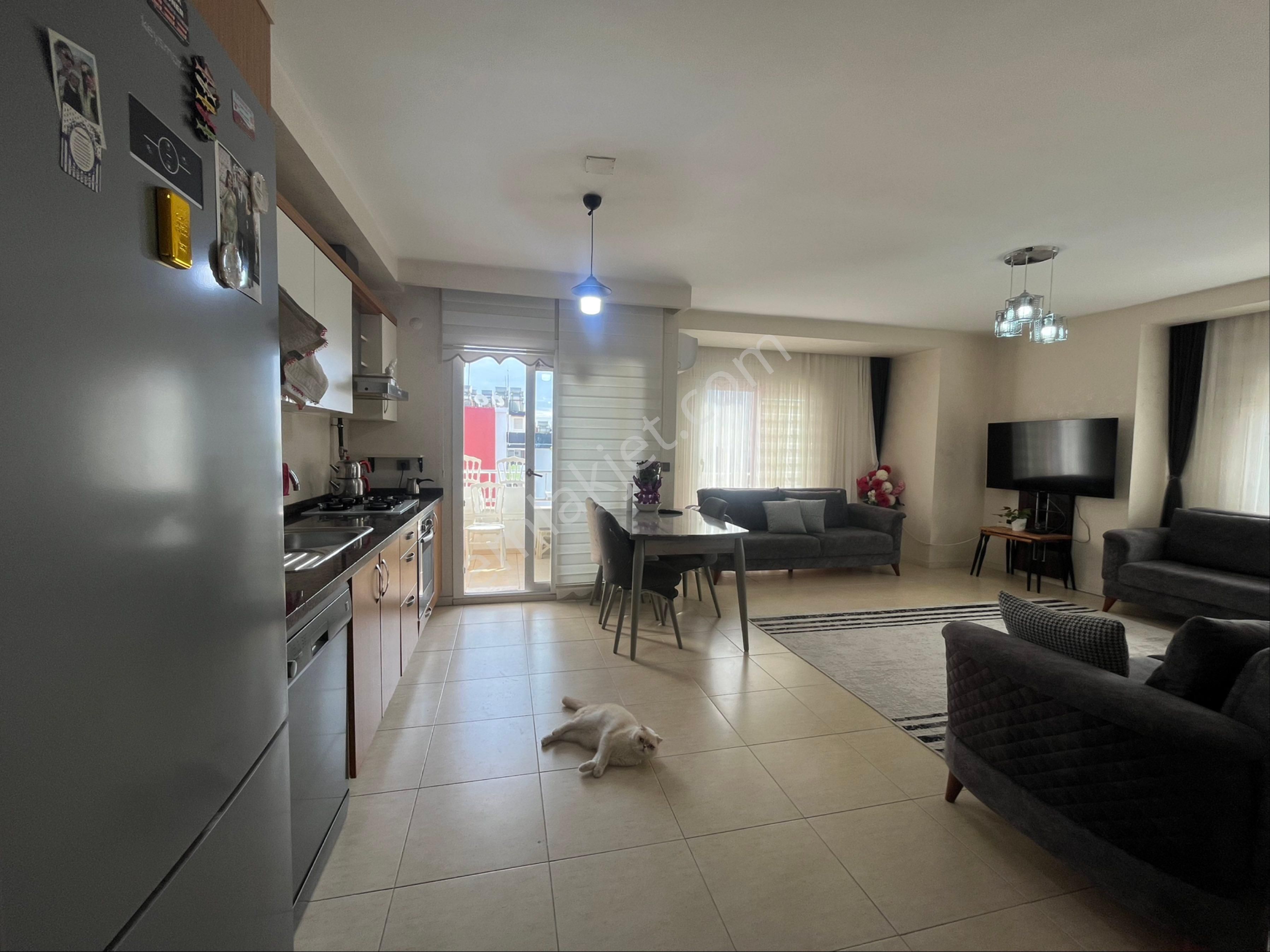 Deniz Manzaralı Satılık 2+1 Daire - Görsel 20