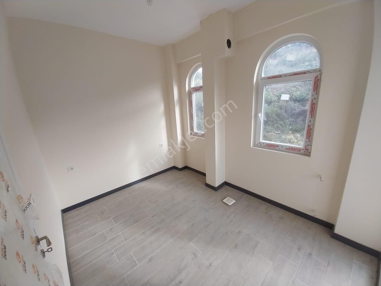 Kuşadası Davutlar'da Yarı Müstakil 2+1 Satılık Villa - Görsel 9