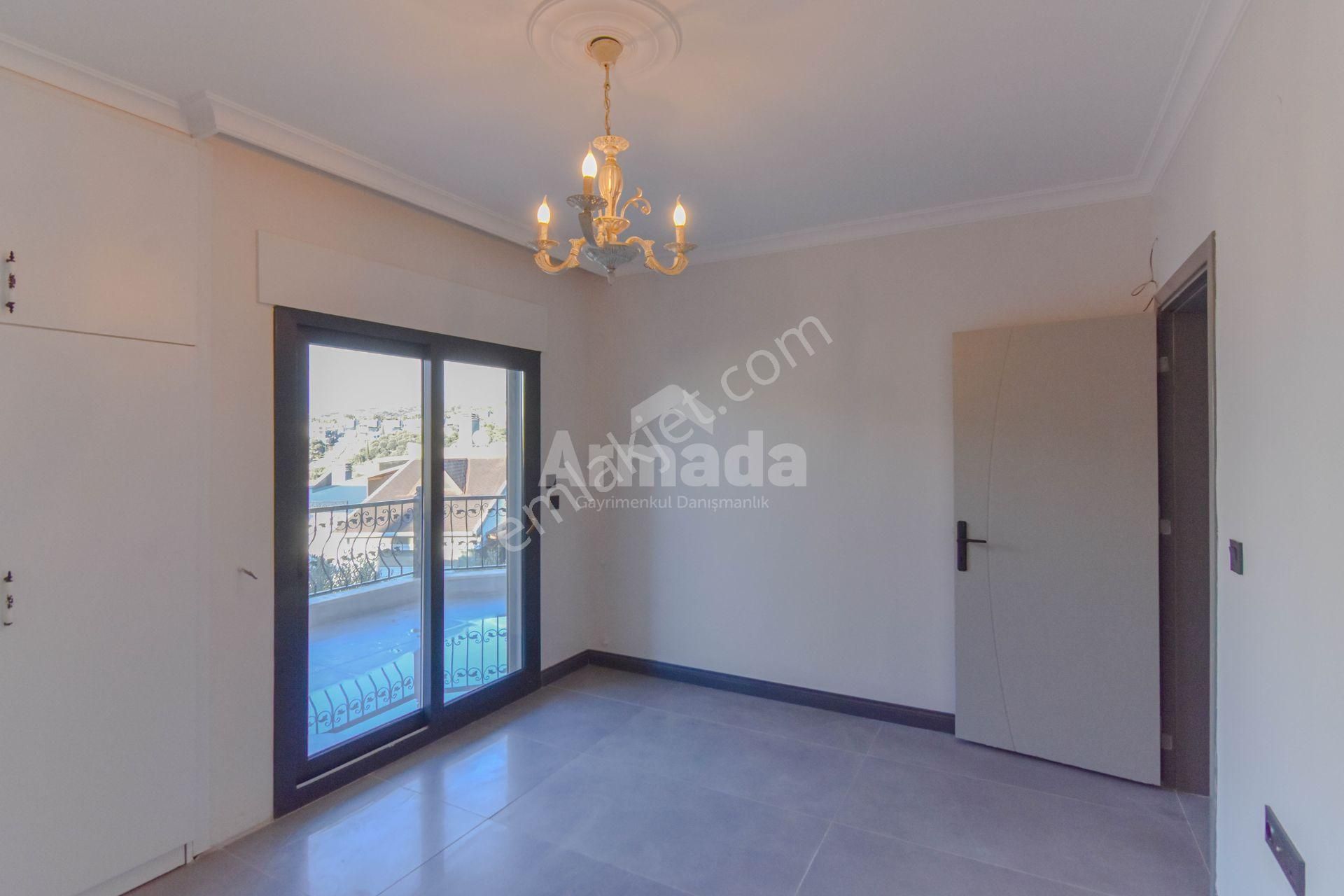 Kuşadası Kuştur Mevkii'nde Satılık 6+2 Villa - Görsel 21