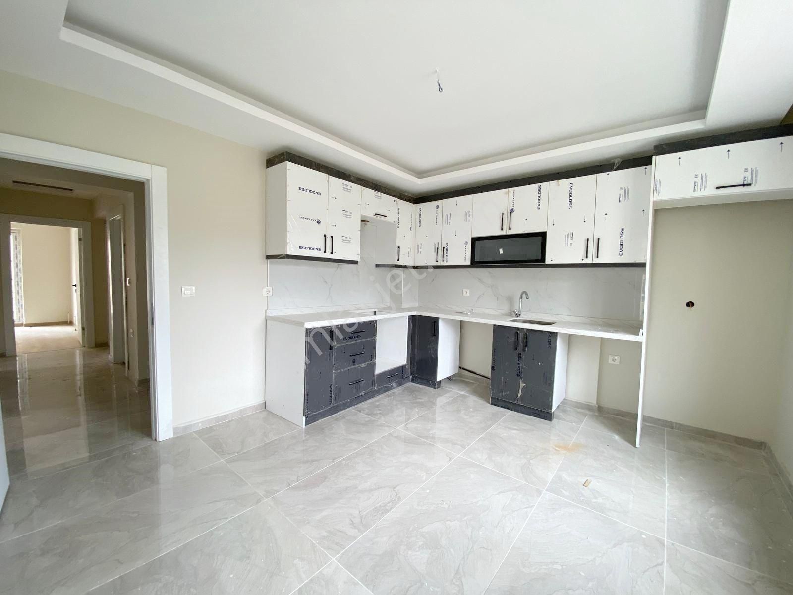 Öz'maşallah.dan Çok Acil Satılık Katta Sıfır 3+1 Daire,,,, - Görsel 2