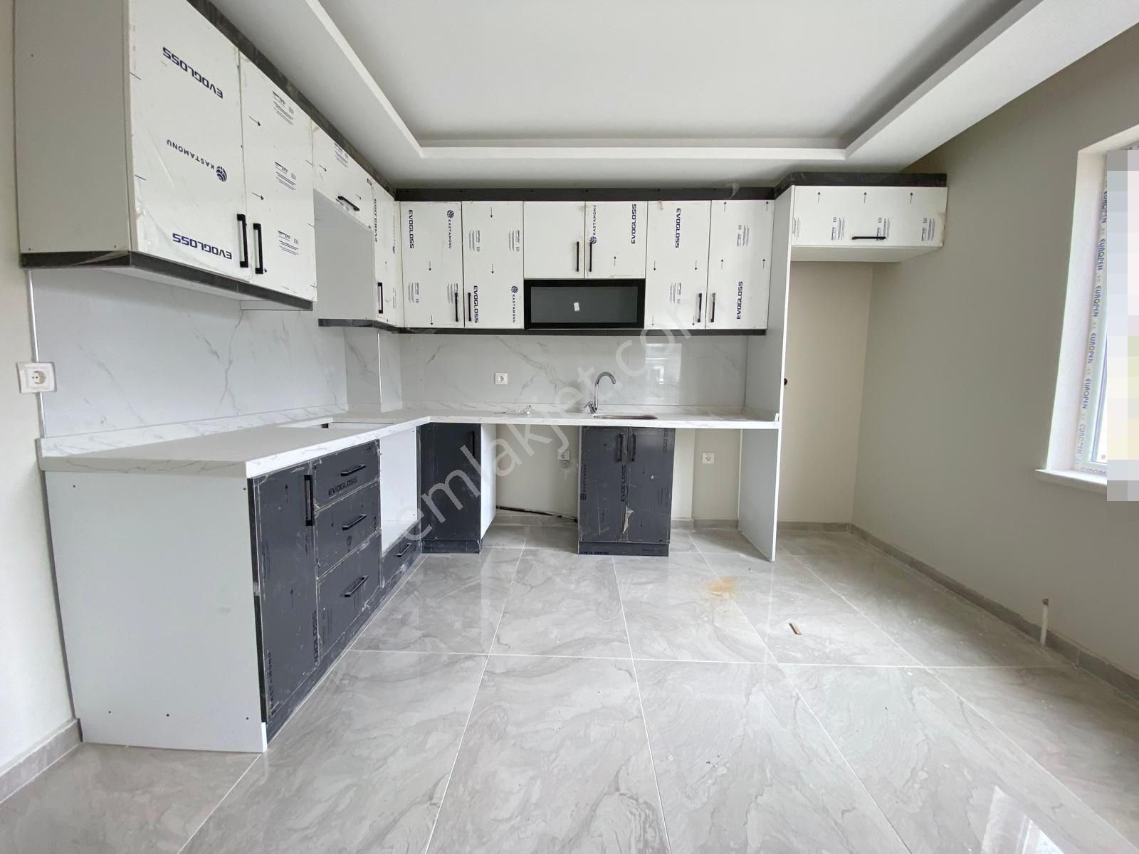 Öz'maşallah.dan Çok Acil Satılık Katta Sıfır 3+1 Daire,,,, - Görsel 6