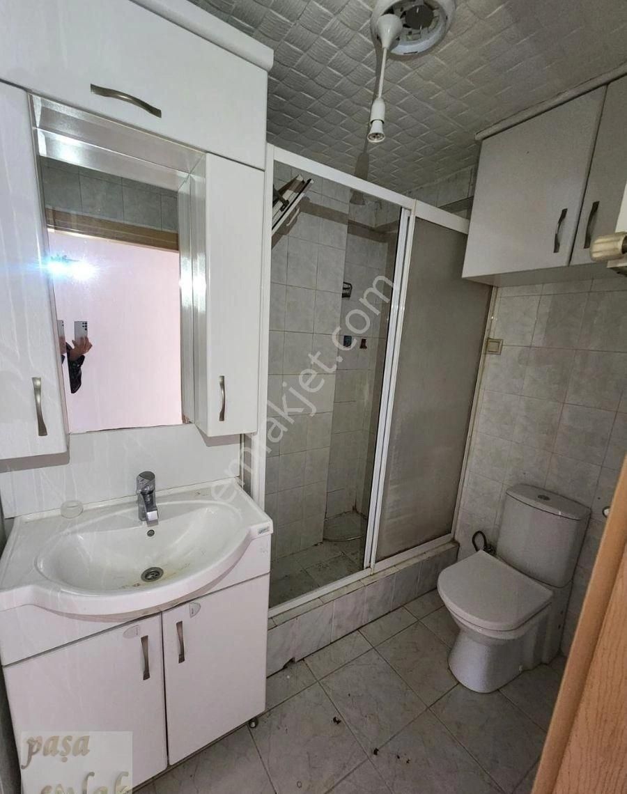 Abidinpaşa'da 3+1-1.kat-salon Bağımsız