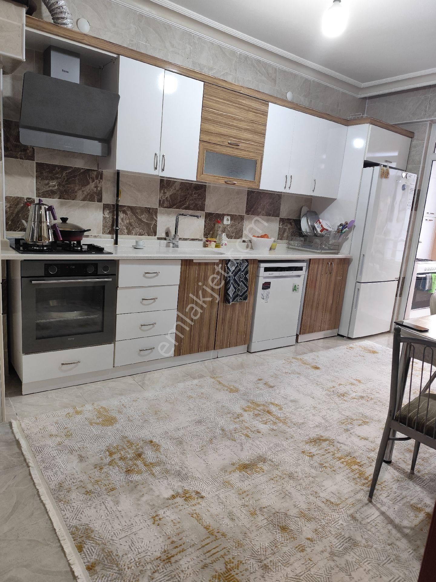 Parsana Mahallesi Satılık 3+1 Geniş Daire - Görsel 9