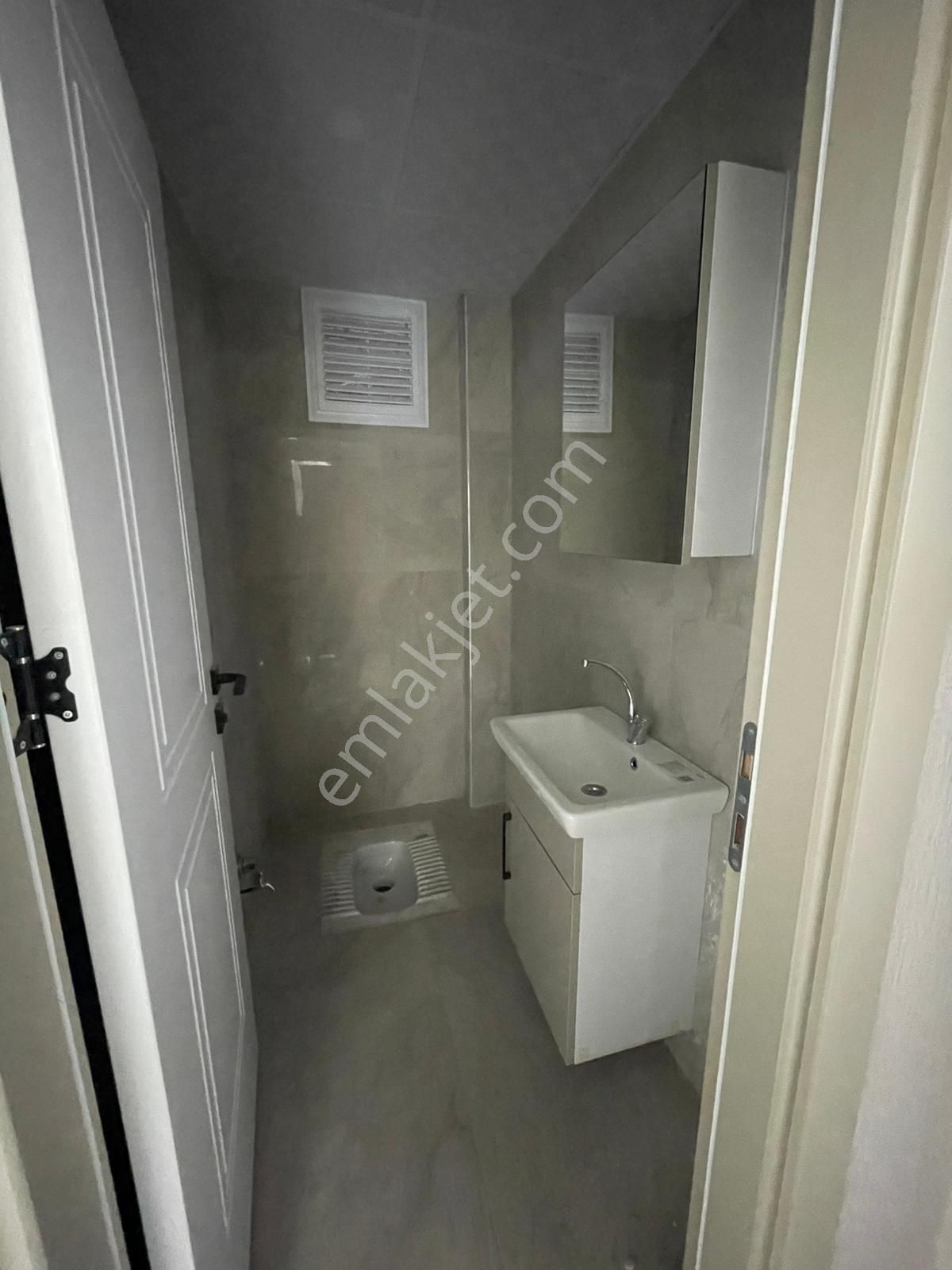 Afyon Üçok Emlaktan Mareşal F Çakmak Mah Satılık Sıfır Ultra Lüx 3+1 Daireler - Görsel 12