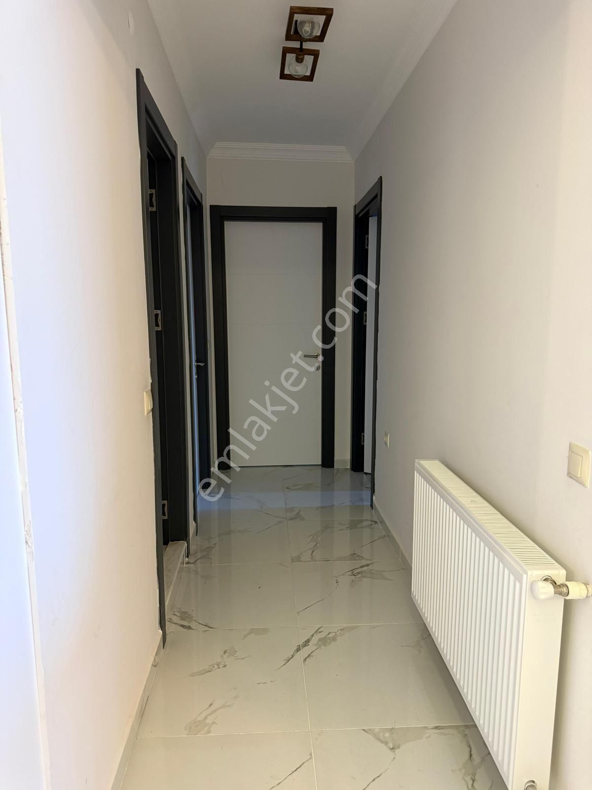 Kuşadası Değirmendere'de 3+1 Bahçe Katı Havuzlu Eşyalı Daire - Görsel 2