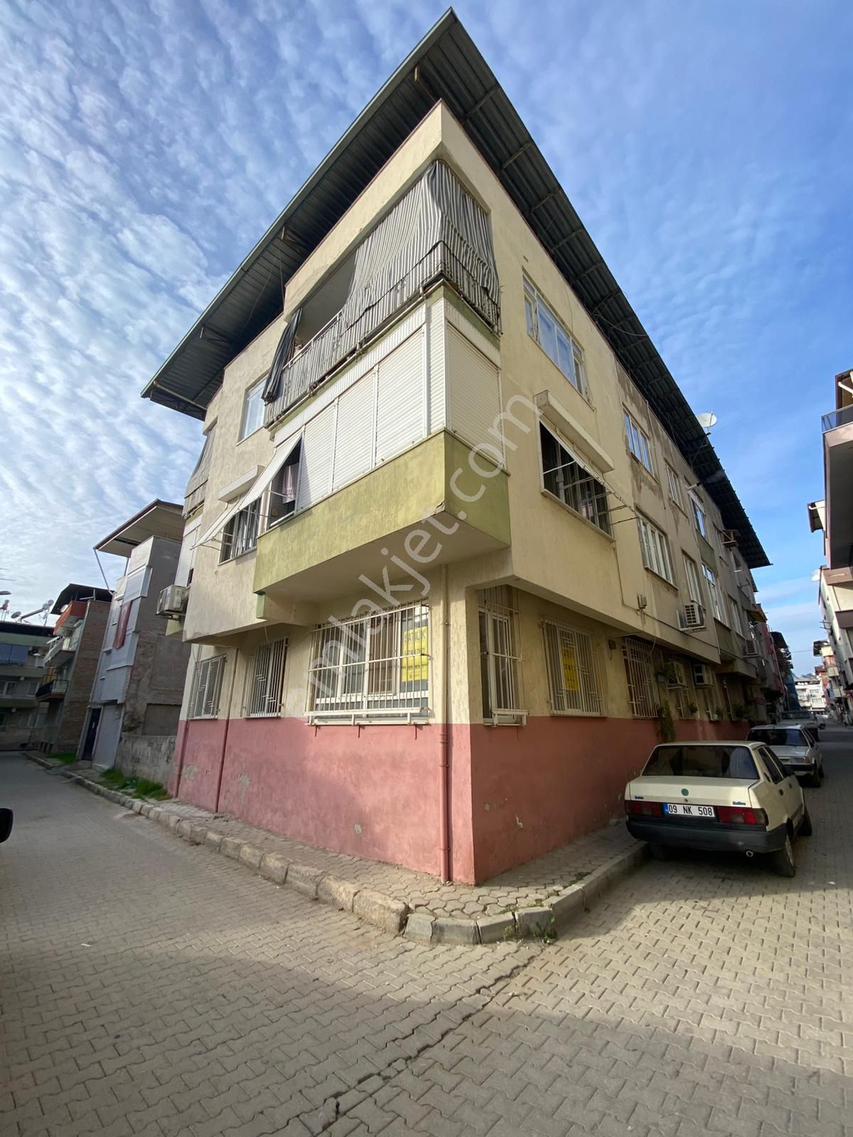Konut Emlaktan 3+1 Full Krediye Uygun Doğalgazlı Satılık Daire - Görsel 2