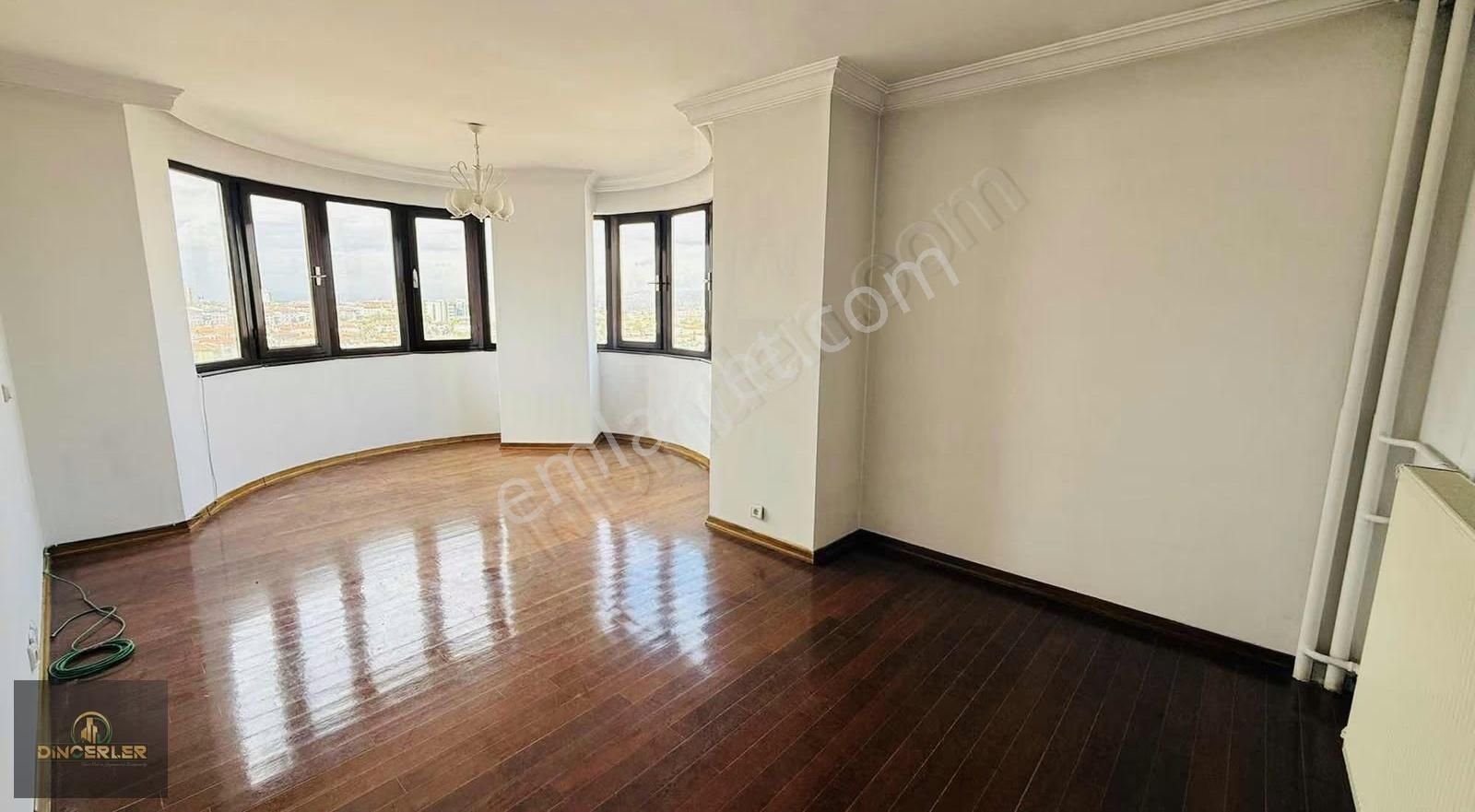 Gop Yakını Elitevler Sitesinde Kiralık 4+1 Eşyasız Daire - Görsel 8