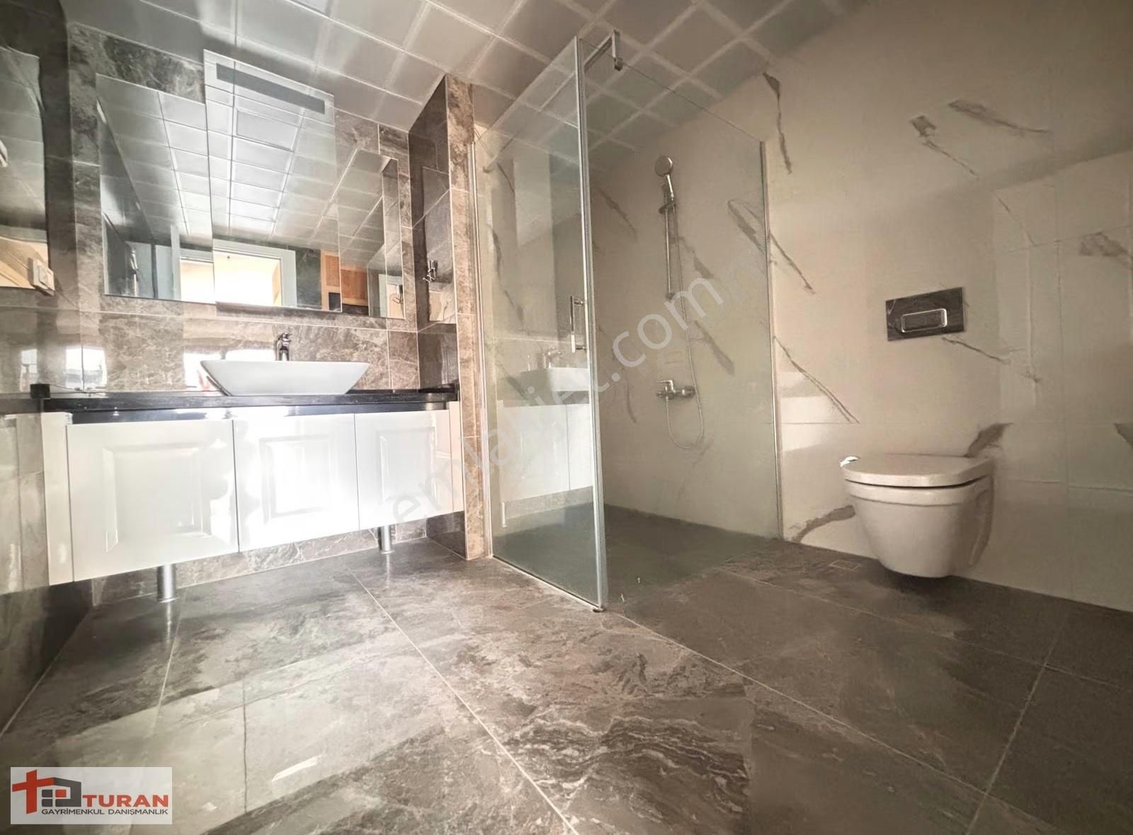 Şık Tasarım & Prestijli Yapısı İle Lüks Sitede Saunalı 4+1 Daire - Görsel 25