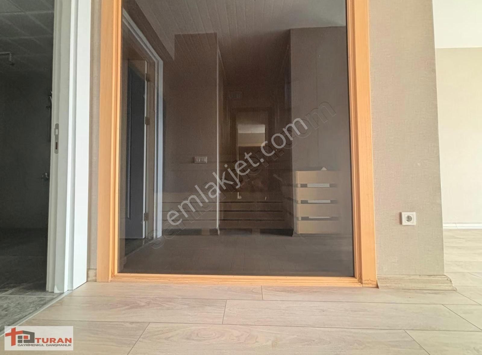 Şık Tasarım & Prestijli Yapısı İle Lüks Sitede Saunalı 4+1 Daire - Görsel 33