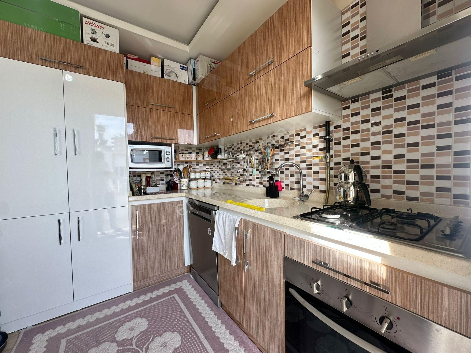 Arve'den Hürriyet Mah'de Toros Üni. Civarı Masraf. Ferah 2+1 - Görsel 5