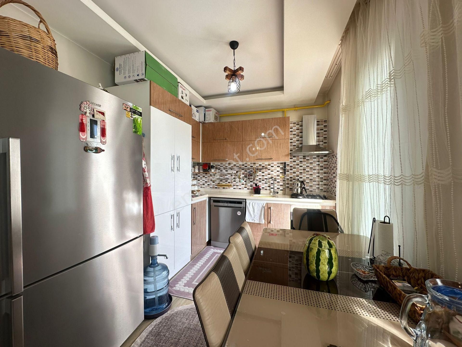 Arve'den Hürriyet Mah'de Toros Üni. Civarı Masraf. Ferah 2+1 - Görsel 4