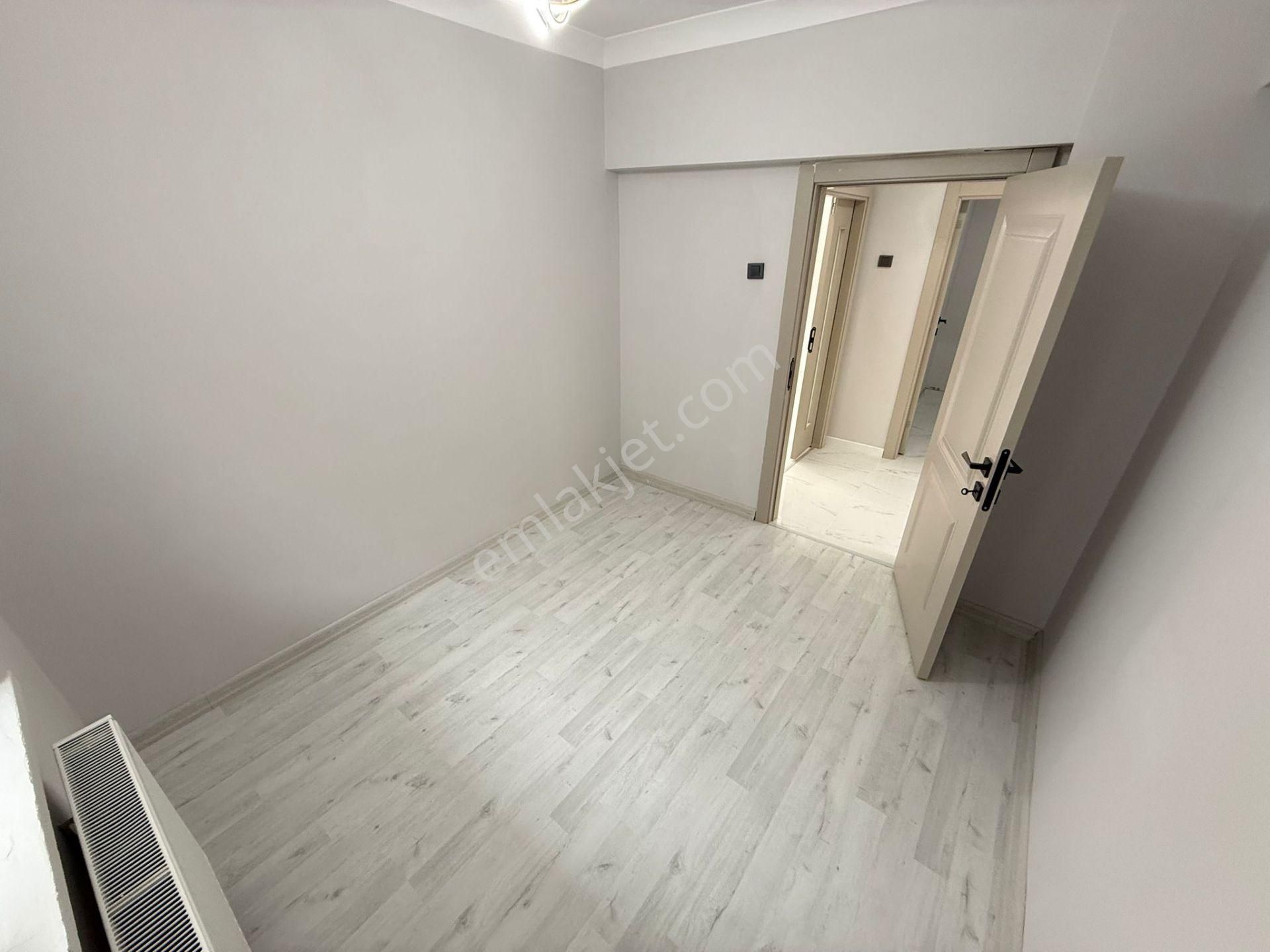 Mareşal Çakmak Mh 3+1 Ara Katta Ankara Caddesinin Dibinde Lux Yapılı Daireee!!!!!!!!!!!!!!!!! - Görsel 13