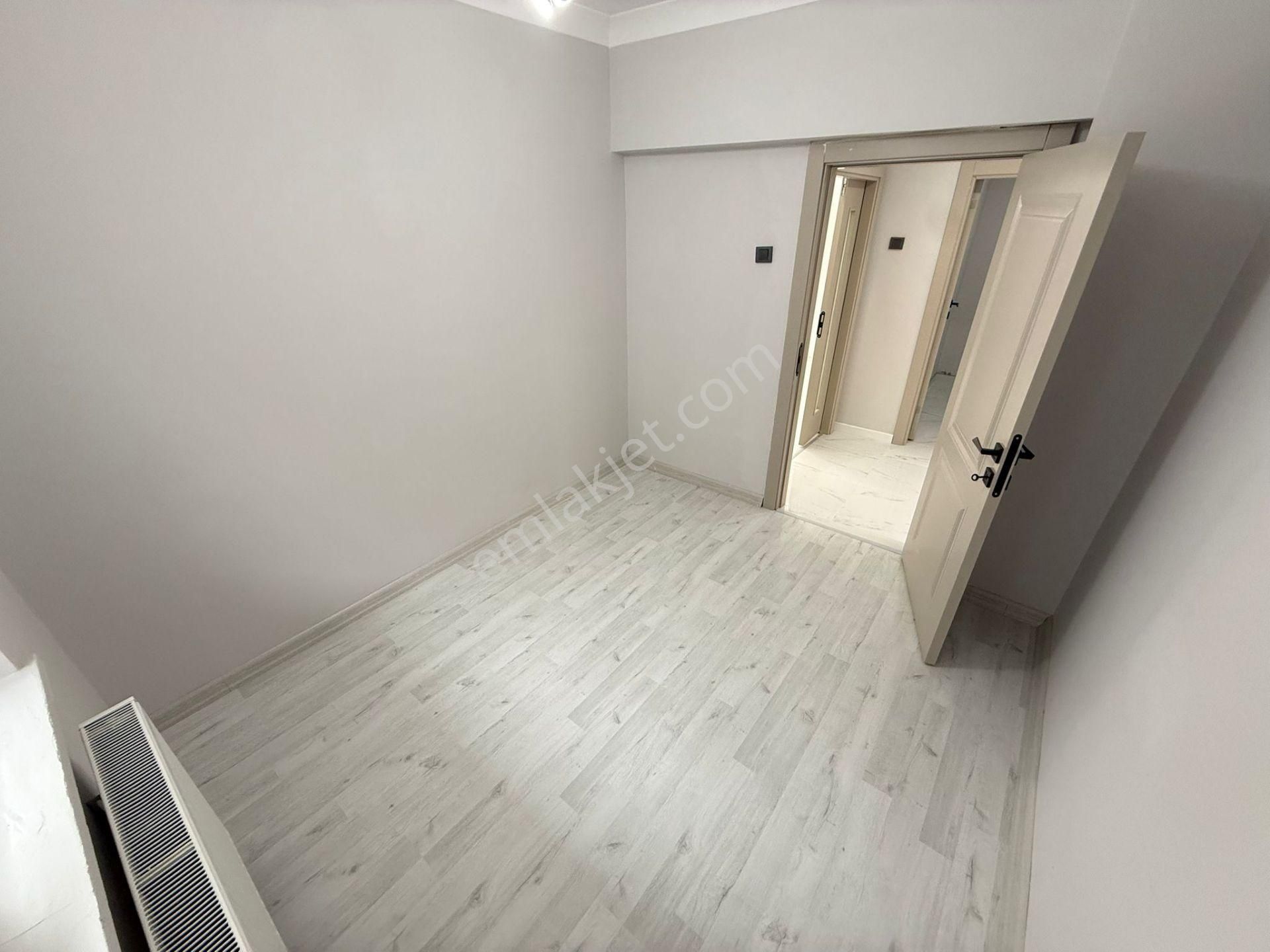 Mareşal Çakmak Mh 3+1 Ara Katta Ankara Caddesinin Dibinde Lux Yapılı Daireee!!!!!!!!!!!!!!!!! - Görsel 16