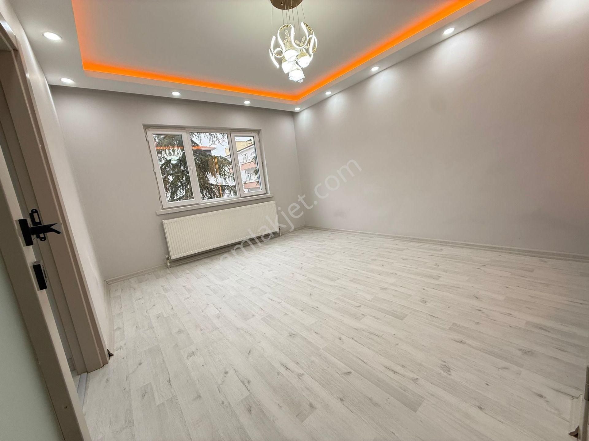 Mareşal Çakmak Mh 3+1 Ara Katta Ankara Caddesinin Dibinde Lux Yapılı Daireee!!!!!!!!!!!!!!!!! - Görsel 11