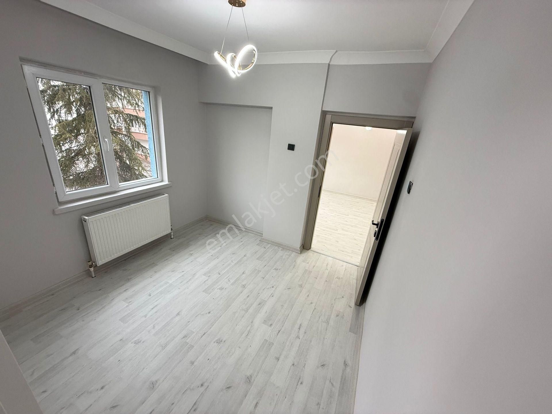 Mareşal Çakmak Mh 3+1 Ara Katta Ankara Caddesinin Dibinde Lux Yapılı Daireee!!!!!!!!!!!!!!!!! - Görsel 19