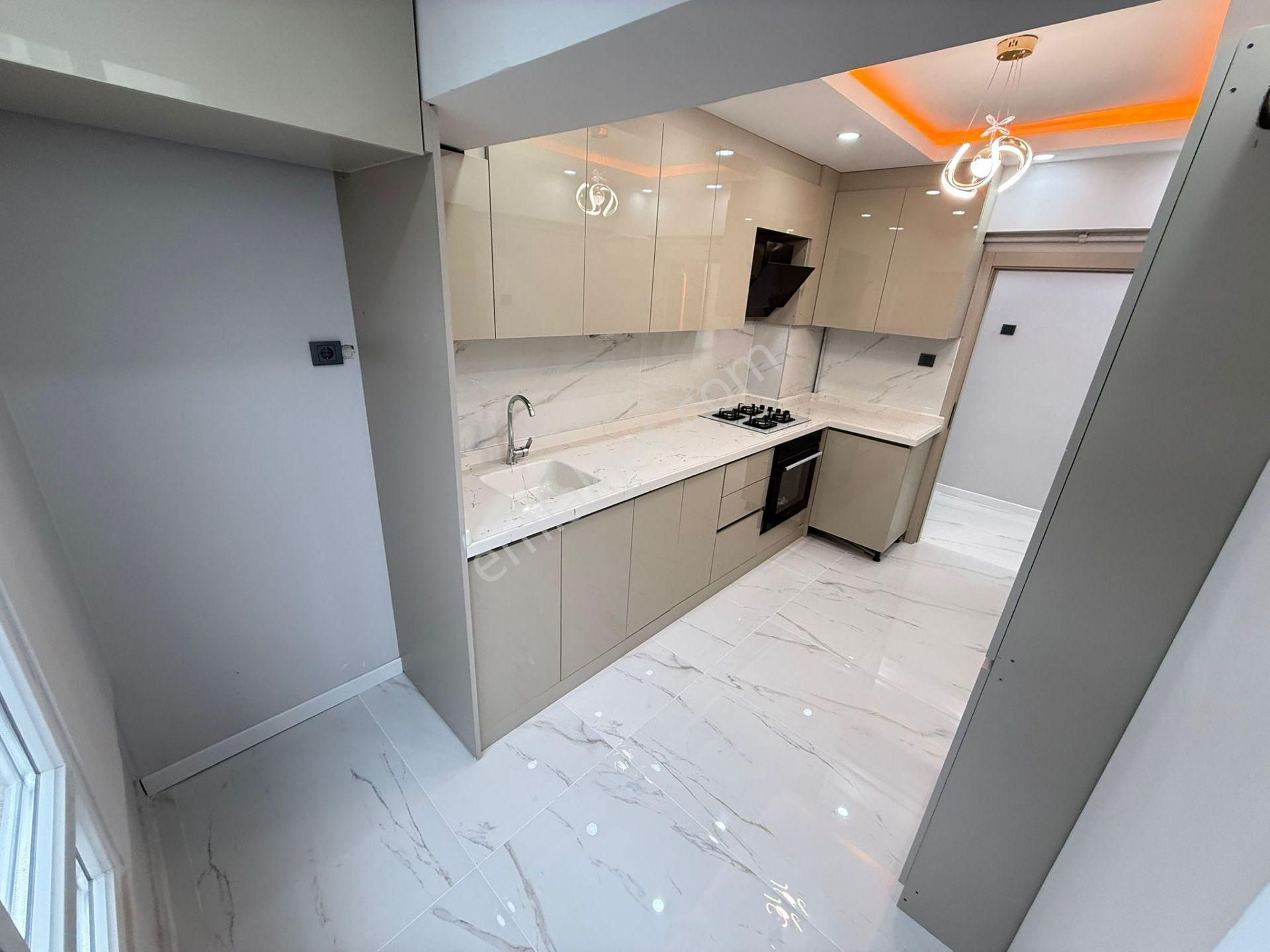 Mareşal Çakmak Mh 3+1 Ara Katta Ankara Caddesinin Dibinde Lux Yapılı Daireee!!!!!!!!!!!!!!!!! - Görsel 4