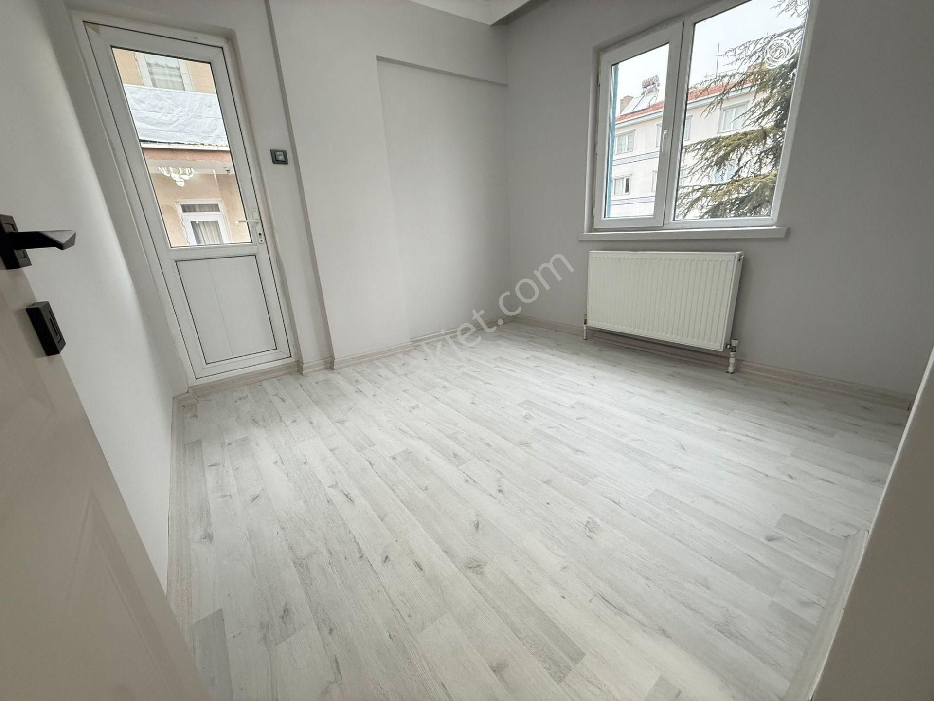 Mareşal Çakmak Mh 3+1 Ara Katta Ankara Caddesinin Dibinde Lux Yapılı Daireee!!!!!!!!!!!!!!!!! - Görsel 18