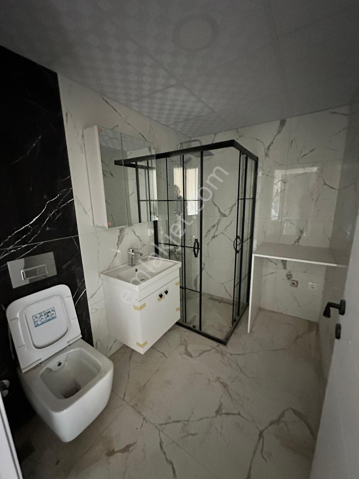 🏡 Akgedik Mahallesi Toki Evleri 🏡 ✅2+1 80 M2 4 Katlının Zemin Katı ❇️ Kapalı Mutfak Site İçi - Görsel 2