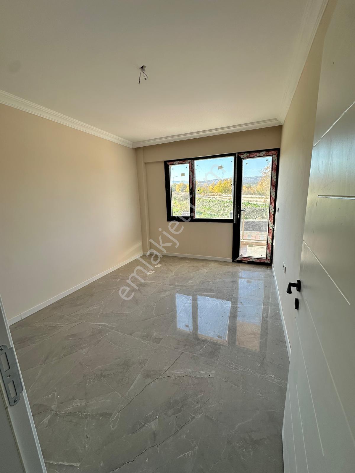 🏡 Akgedik Mahallesi Toki Evleri 🏡 ✅2+1 80 M2 4 Katlının Zemin Katı ❇️ Kapalı Mutfak Site İçi - Görsel 8