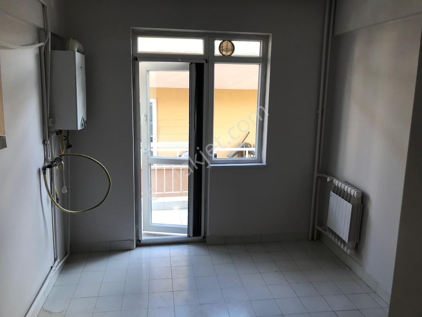 Dikmen Mimar Caddesinde 3+1 Merkezi Sistem Kiralık Daire - Görsel 10