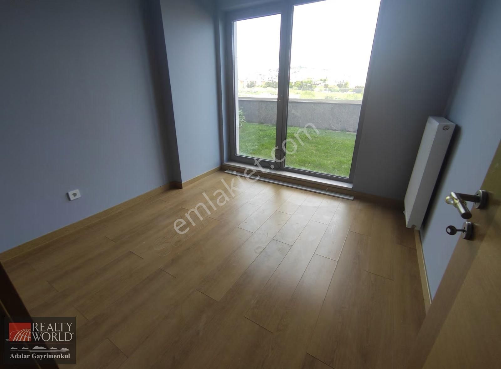 İstanbul 216 Projesınde Oturuma Hazır 2+1 Bahçe Katı Satılık - Görsel 2