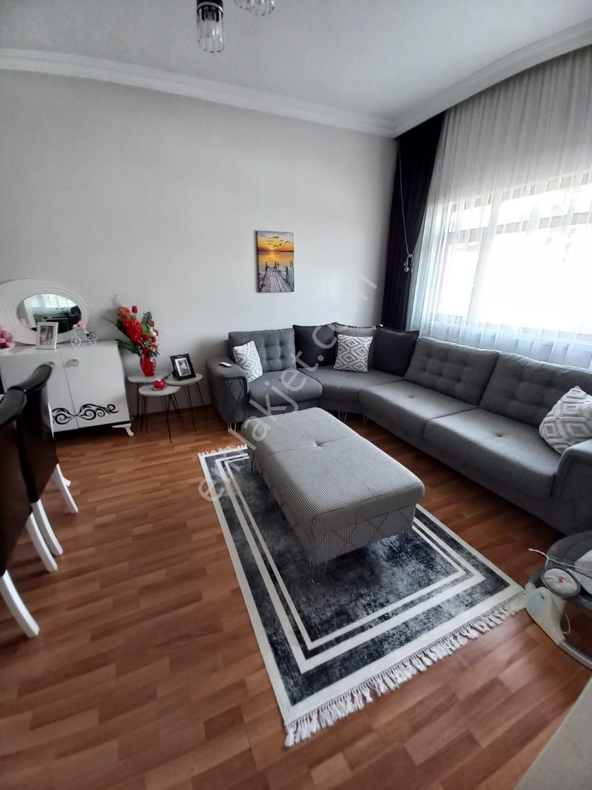 Mç Emlaktan Selçuklu Mh. 3+1 Yüksek Giriş Katta Satılık Daire - Görsel 7