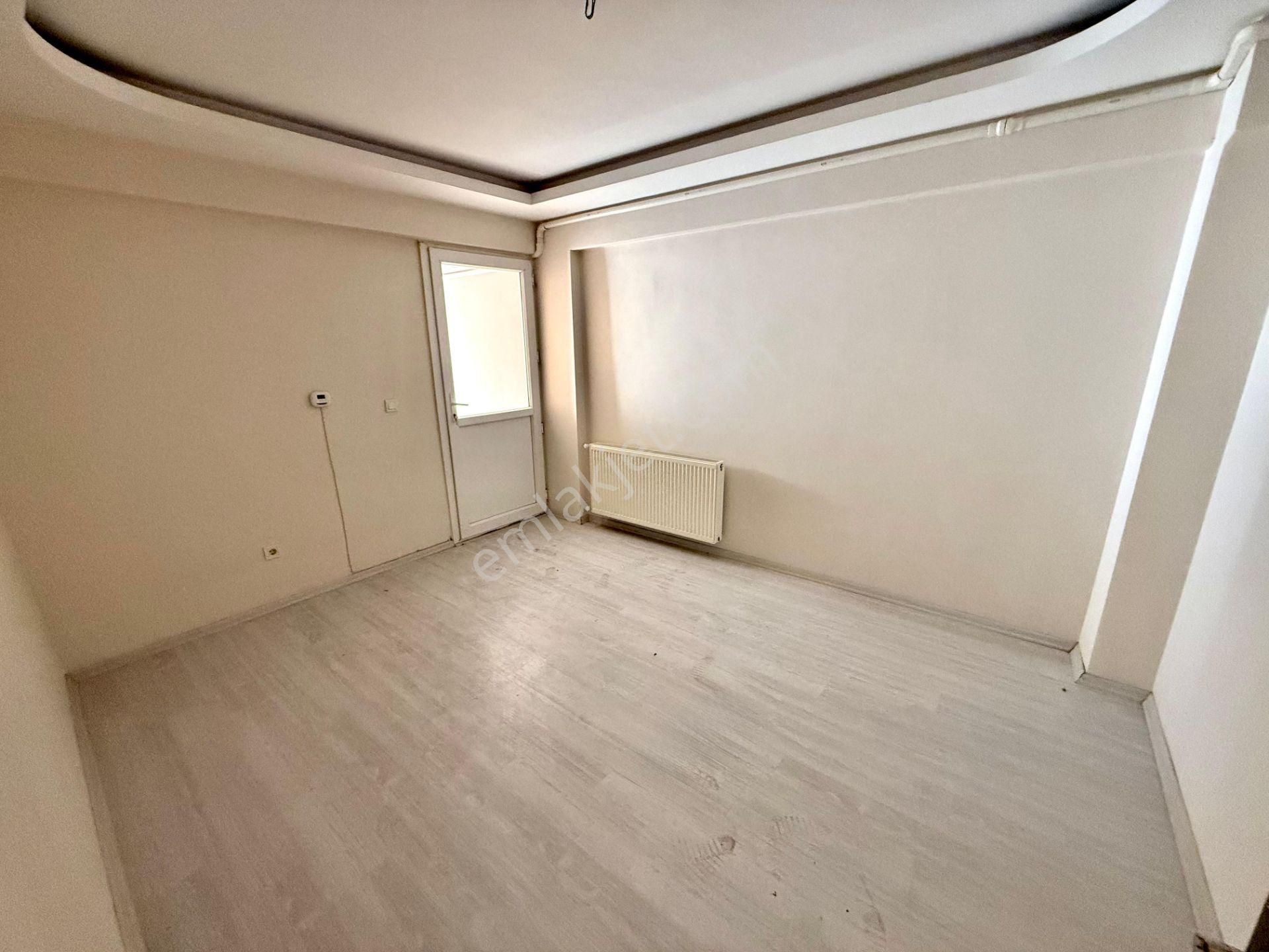 Bayraklı Osmangazi Mahallesinde 2+1 Satılık Teraslı Daire - Görsel 14