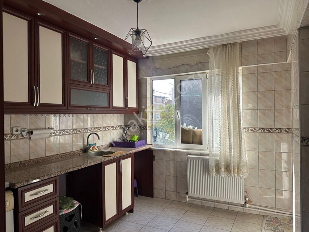 Hb'den 2+1 Satılık Daire, Çarşı Merkezde Ara Kat Doğalgazlı - Görsel 13