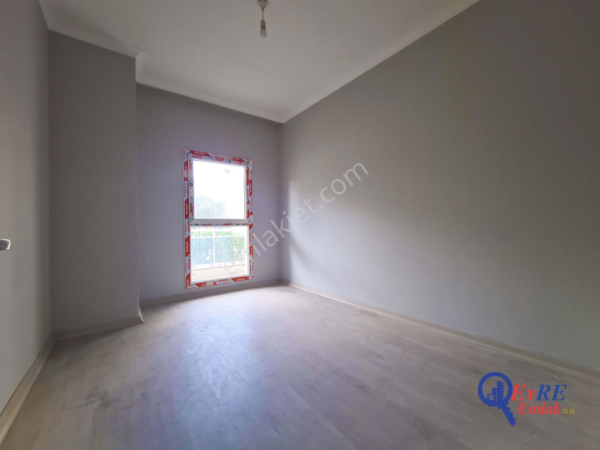 Evre Emlaktan Kadıköyde Havuzlu Sitede Satılık 1+1 Daire - Görsel 9