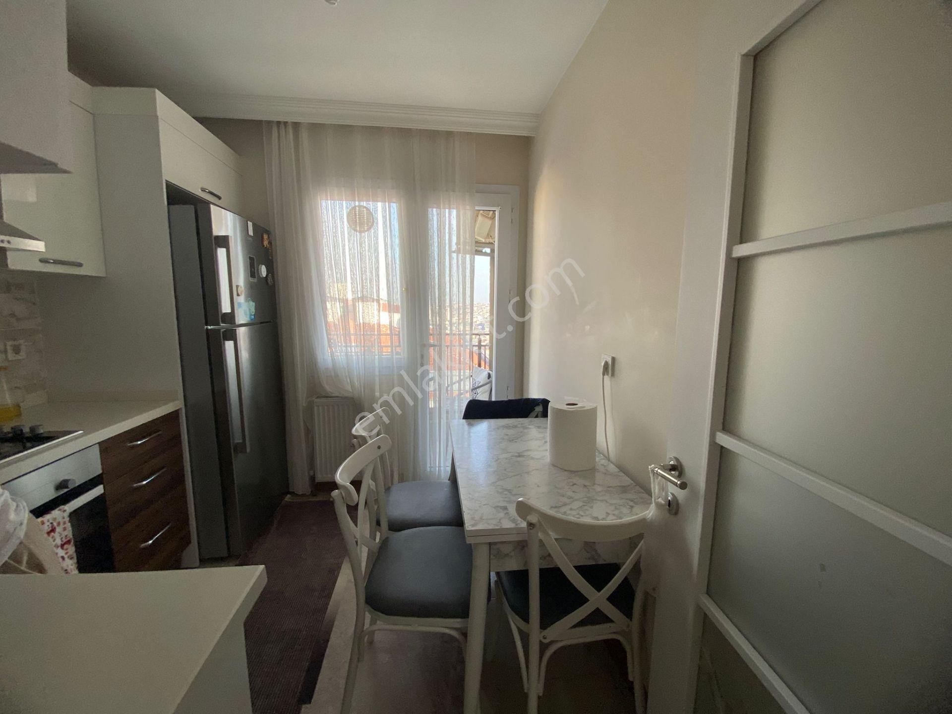 Venara Bağcılar 3+1 Satılık Şerefiyeli Bakımlı Daire - Görsel 8