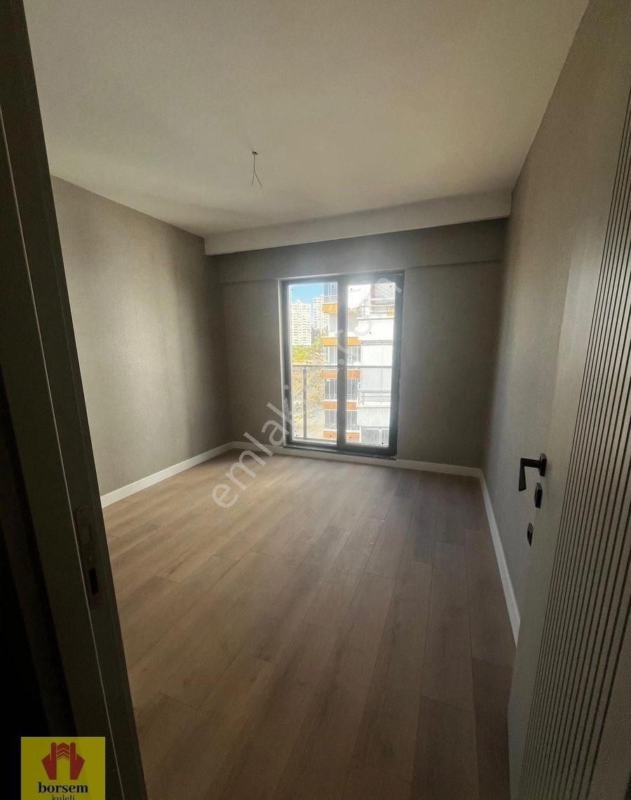 Çankaya Kırkkonaklar Da Sıfır Bina Da Manzaralı, Önü Açık Lüks Yapılı 2+1 Satılık Daire - Görsel 3