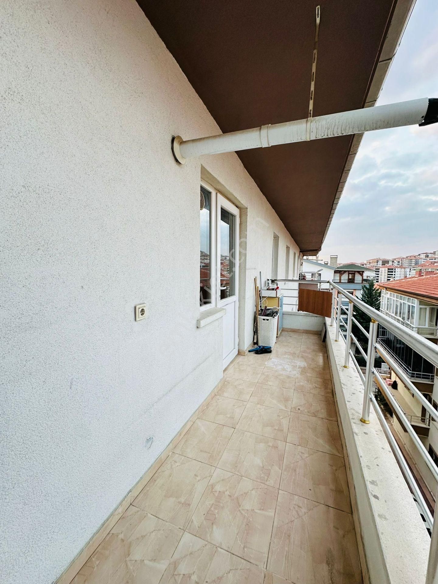 Beşikkaya'da Asansörlü Kök Tapu Katta 3+1 Satılık Daire !!! - Görsel 21