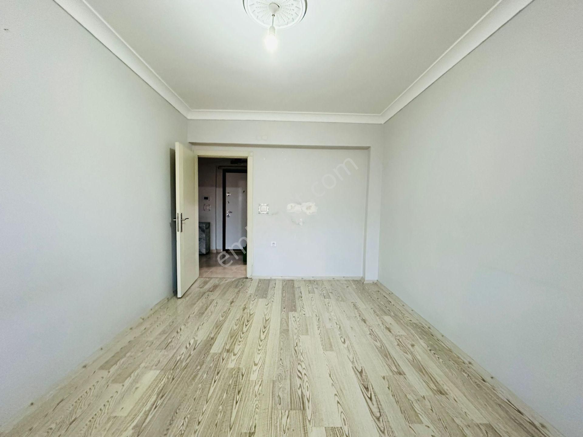 Beşikkaya'da Asansörlü Kök Tapu Katta 3+1 Satılık Daire !!! - Görsel 6