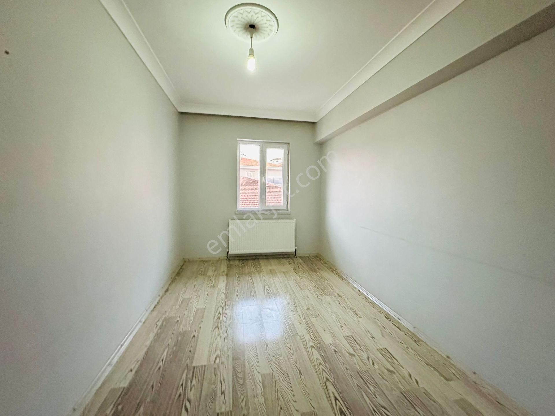 Beşikkaya'da Asansörlü Kök Tapu Katta 3+1 Satılık Daire !!! - Görsel 9