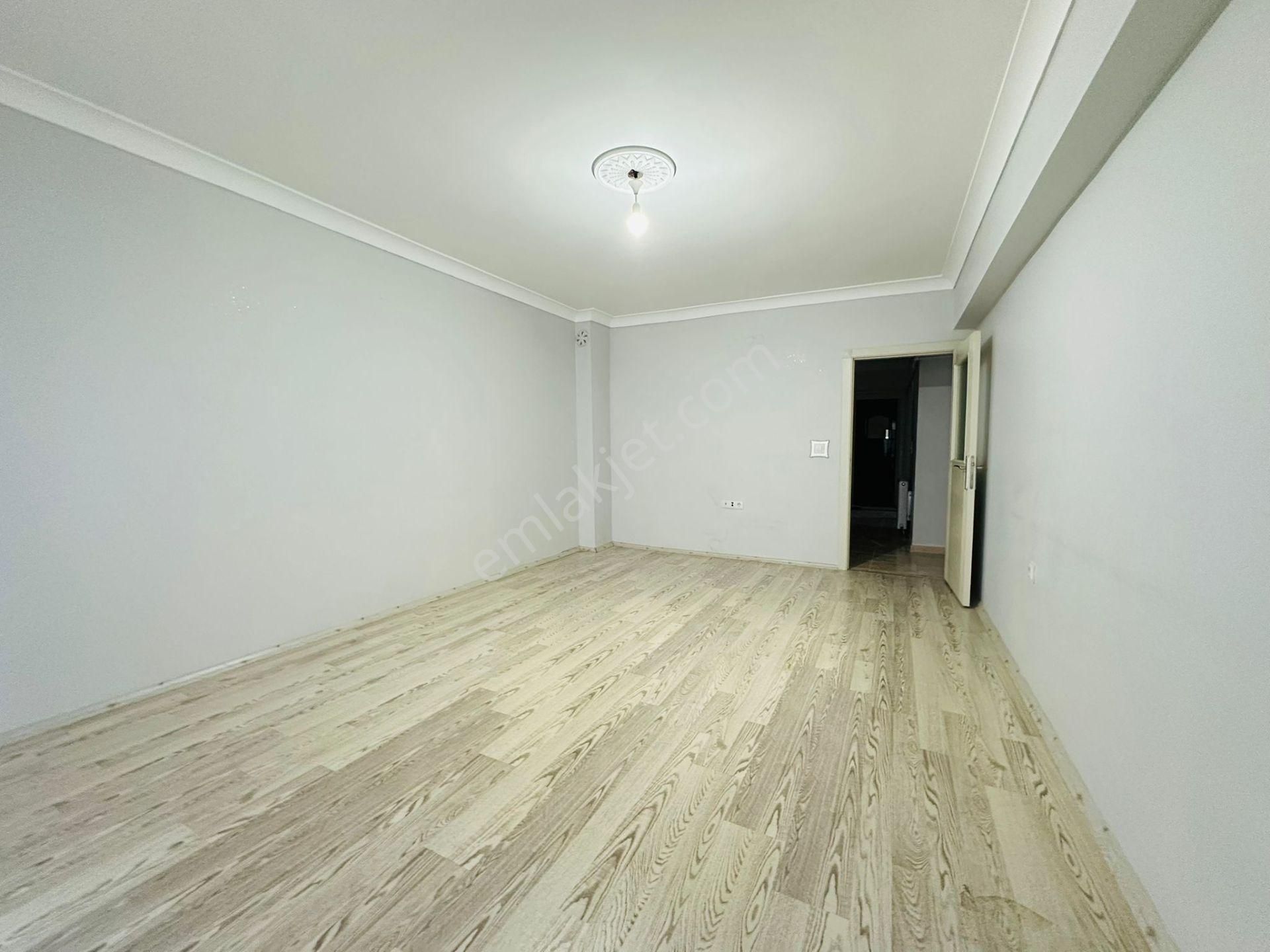 Beşikkaya'da Asansörlü Kök Tapu Katta 3+1 Satılık Daire !!! - Görsel 11