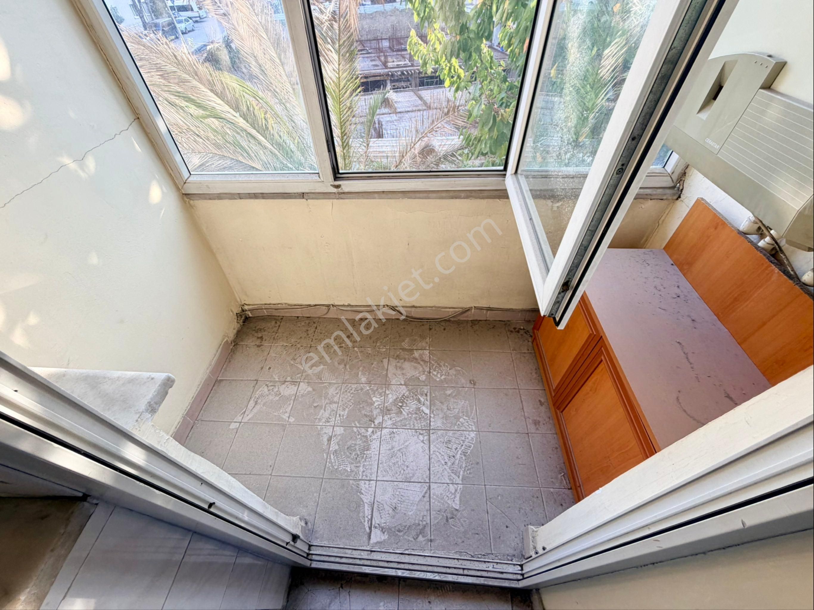 Bahçelievler Cem Vakfı Yakını Satılık Daire Sitede 1 Kat 3+1 - Görsel 10