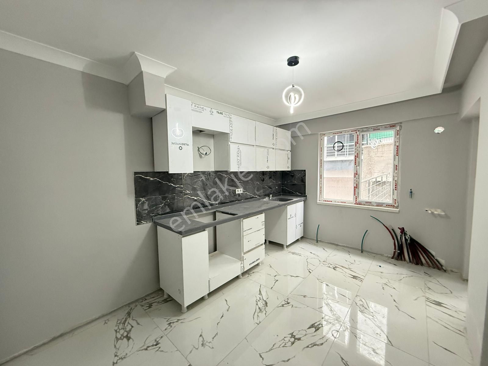 Karapürçek'te 2+1 Yapılı Kaçırılmaz Fırsat Sıfır 2+1 Satılık Daire !!! - Görsel 2