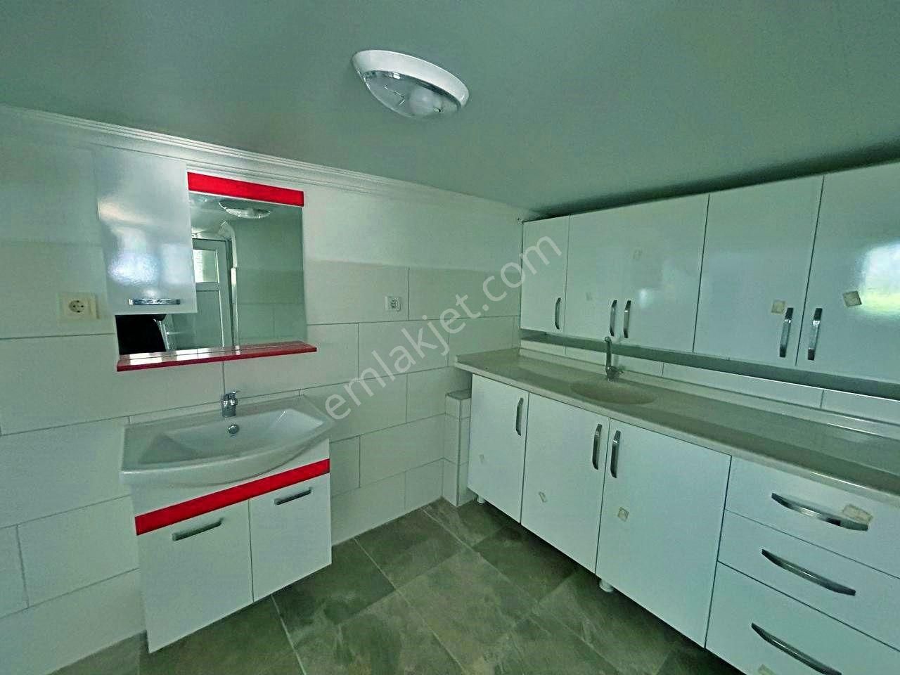 Uytun'dan Zeytinli Köyünde Geniş Bahçeli Satılık Rum Evi - Görsel 10