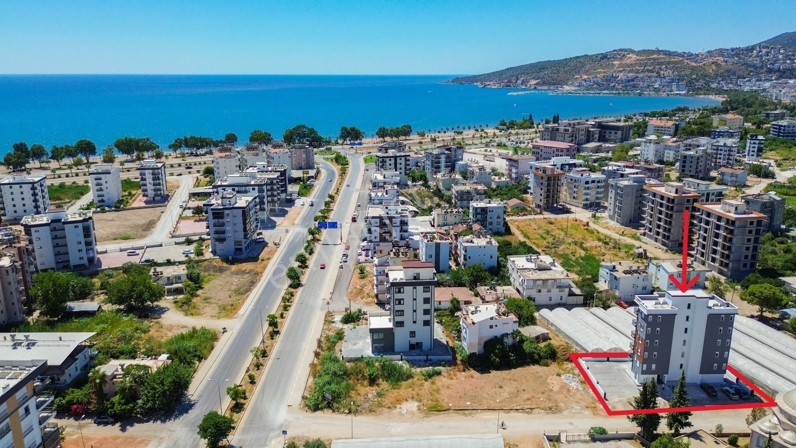 Ertuğrul'dan Ara Kat Deniz Manzaralı 1+1 Satılık Daire